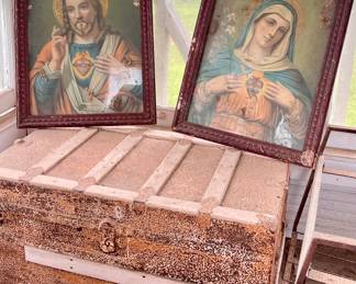 OLD TRUNK, OLD RELIGIOUS PICTURES