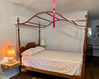 ANTIQUE CANOPY BED, MATTRESS