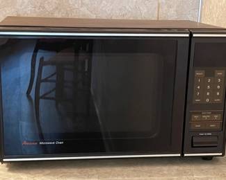 AMANA MICROWAVE