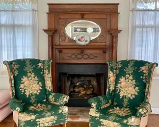 PAIR OF VINTAGE ARM CHAIRS