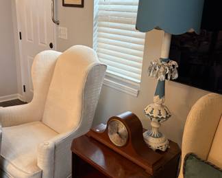 2 Ethan Allen chairs, we have 2 of these lamps, 2 of these tables