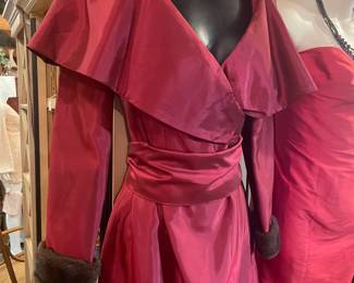 Victor Costa gown with mink cuffs. 150. size 8?