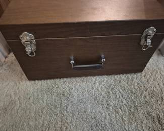 Wooden safekeeping box