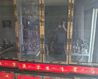 Beautiful display cabinet
H-95 inches
Width -92 inches
Depth -24 inches