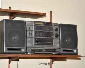 0020Some Highlights Frankfort Estate Sale