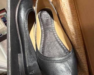 Frye Carson Ballet Flats Black Leather Size .