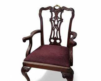 Universal Furniture Solid Mahogany Traditional Chippendale Armchair fourth image