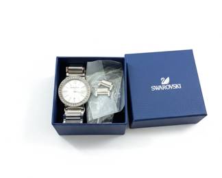 Swarovski Crystalline Chic Watch fourth image
