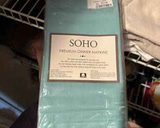 SOHO Living Set of  Cotton White Napkins