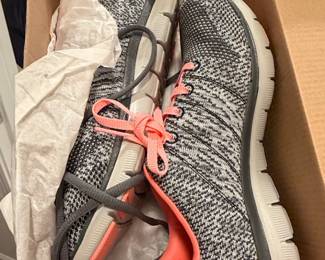 Skechers Flex Appeal . High Energy Womens Sneakers