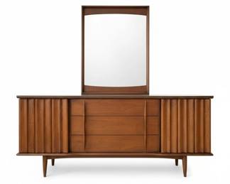 United Furniture Corporation MidCentury Modern Drawer Lowboy Dresser with Mirror second image