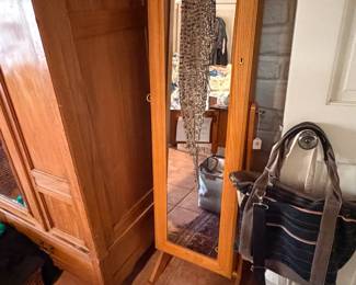 Ultra Big! vtg - decor - coll - furn - outdoor - Loaded