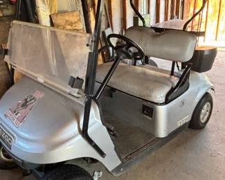 Battery Operated Golf Cart--Good, Running Condition 