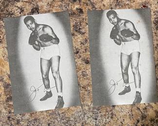 Found these inside of the envelope on the back of the frame. ***Autographs not authenticated.***
