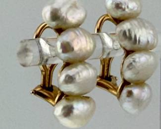 Pair of 14kt baroque pearl earrings