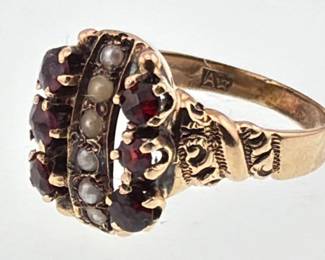 Victorian 14kt garnet and seed pearl ring