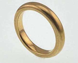 18kt yellow gold comfort fit band