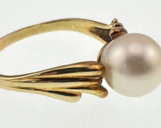 14kt and cultured pearl ring