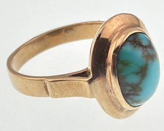 14kt and turquoise cabochon ring