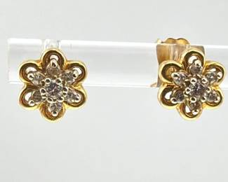 Pair of Baroness 14kt diamond earrings