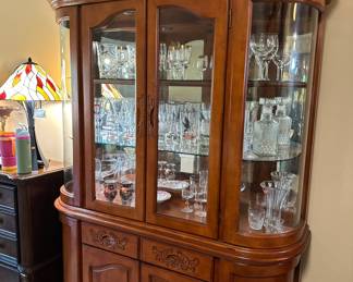 One of the most beautiful hutches that I’ve seen!!