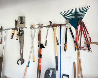garden tools
