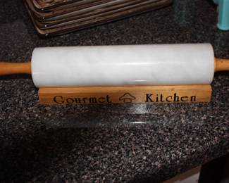 Vintage marble rolling pin w/tray