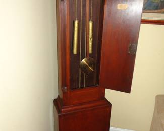 Clock would only run 1 hour and then stop (all the parts  here) I wonder if the floor were evened up that would help?