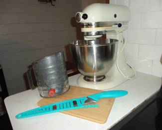 Kitchen Aid with attachments