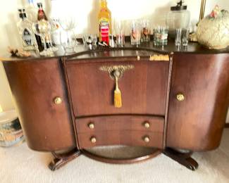 vintage bar, very cute