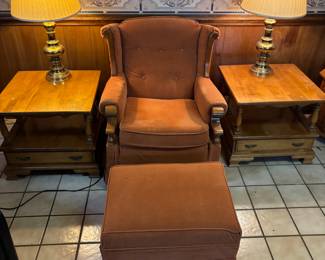 Burnt Orange Rocker/Swivel Lounge Chair with footstool $ 250.00 set
Chr: 32”w 33”d 36”t FS: 24”x 18” x 15”t