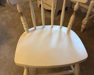 White w Gold trim MCM desk and chair wood $150.00   Desk: 40”w 18”d 30”t
Chair: 18”w 16”d 28”t