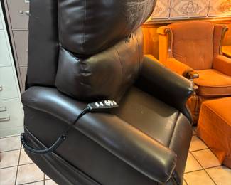 Brown Lift Chair $350.00
34”w 34”d 40”t