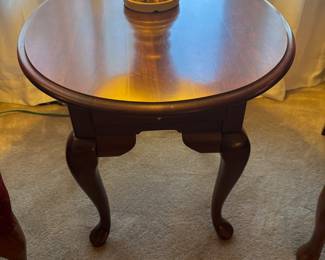 Broyhill End Tables $175 each
22”w 27”d 22.5”t rectangular
23”w 27”d 23”t oval top