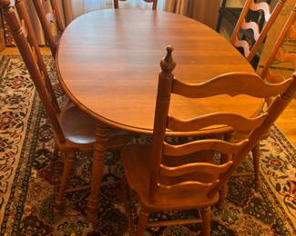Tell City, IN Hard Rock Maple Dinning Table & 6 Chairs, 2 leafs  $900.00
Tbl: 59”-82”L, 42”d 29” Ladder back Chairs: 17.5”w 15”d 45”t