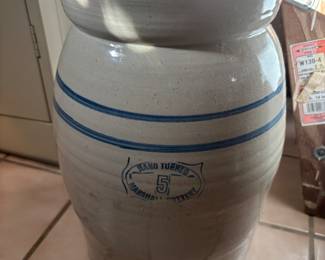 Marshal 5 Gallon Butter Churn $150.00
10” diameter 16” t