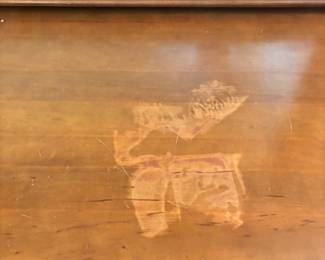 Yorktown by Flanders Maple wood
Dresser w Mirror 9 drawers 
58”w 19”d 33”- 64”t