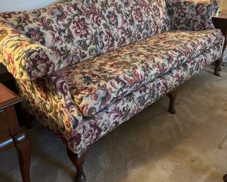 Humpback Sofa by Fairfield. Blue & Pink floral upholstery. 82”L 28”d 35”t Great condition! $ 450.00
