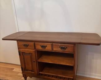 Tell City, IN Hard Rock Maple Drop Leaf Server on wheels $ 250.00
36”-53”w 18”d 31”t