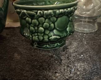 Vintage Brush McCoy Green Grape Cluster Planter Pot second image