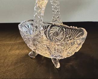 Hofbauer Byrdes Collection Crystal Glass Basket with Handle