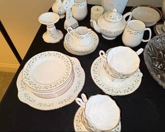Royal Tara Trellis Shamrock Pattern Fine Bone China Tea Set second image