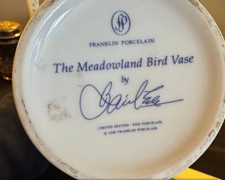 Franklin Porcelain The Meadowland Bird Vase by Basil Ede third image