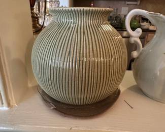 Asian Market Ribbed Vase by Cardinal Inc.