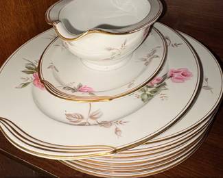 Noritake China Rosa Pattern Dinnerware Set third image