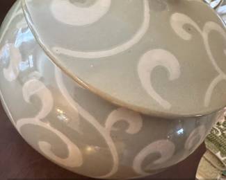 Vintage Ceramic pot with Lid and Swirl Design second image
