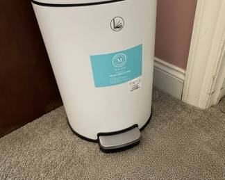 Martha Stewart Home Soft Close Pedal Bin