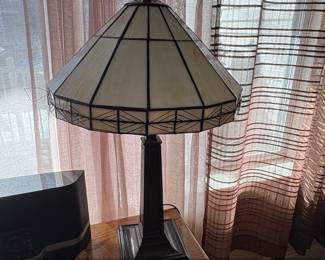 Mission Style TiffanyStyle Stained Glass Table Lamp