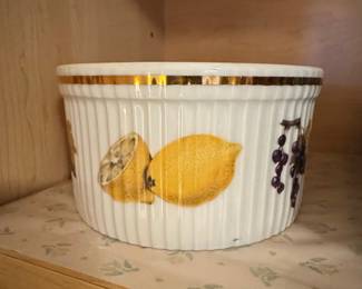 Royal Worcester Evesham Gold Souffl Dish