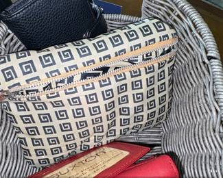 Assorted Vintage Clutches and Wallets, including Eel Skin and Embossed Leather third image